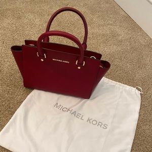 Michael Kors Selma handbag